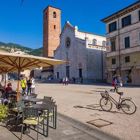 Apartment Casa Bea 900m From Sea - Happy Marina di Pietrasanta