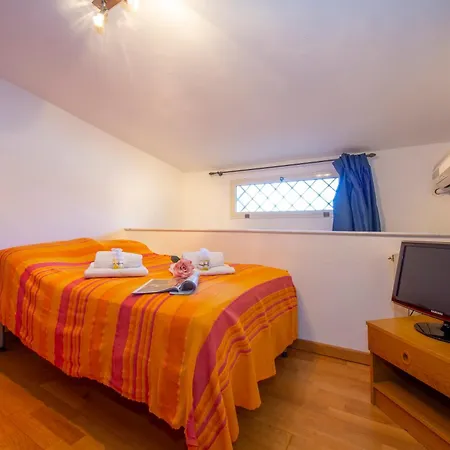 Apartment Casa Bea 900m From Sea - Happy