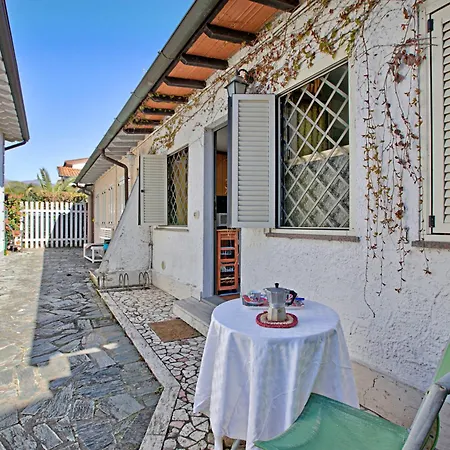 Casa Bea 900m From Sea - Happy * Marina di Pietrasanta